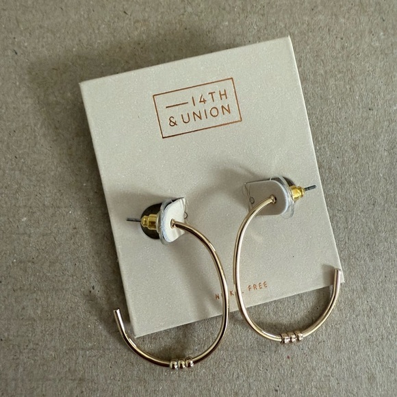 14th & Union Gold and Silver tone Earrings Set of 5 Pairs - Picture 4 of 6